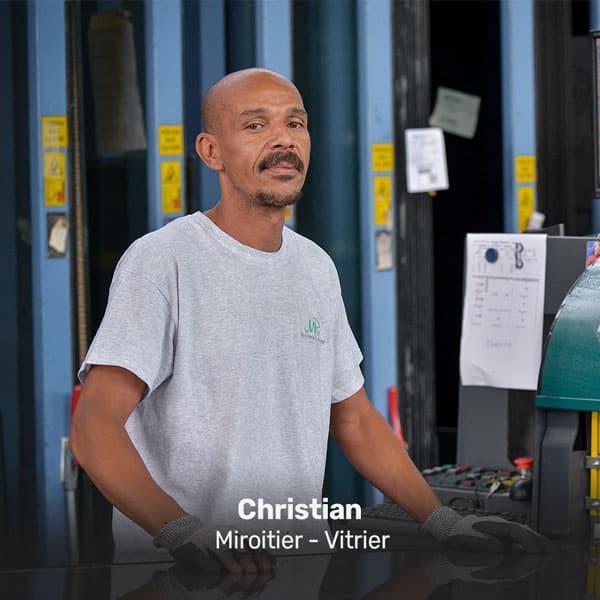 Portrait de Christian, Miroitier chez VERTIGE